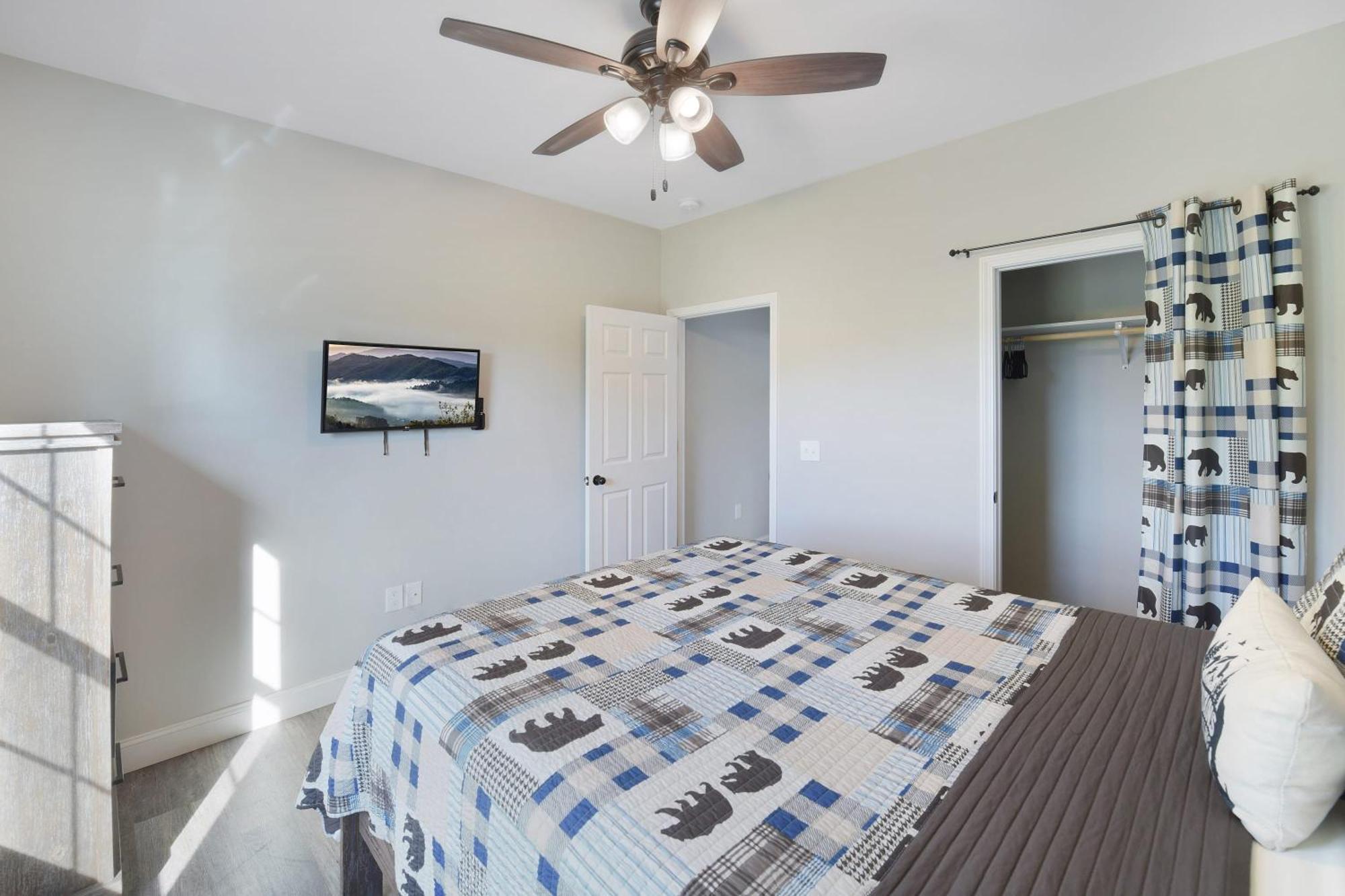 فيلا H2Oasis Incredible Pool Retreat With Mountains Views! سيفيرفيل المظهر الخارجي الصورة